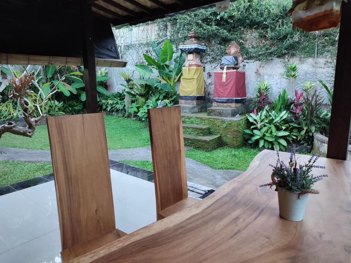 Bhuana Shanti Homestay Ubud  Exterior photo
