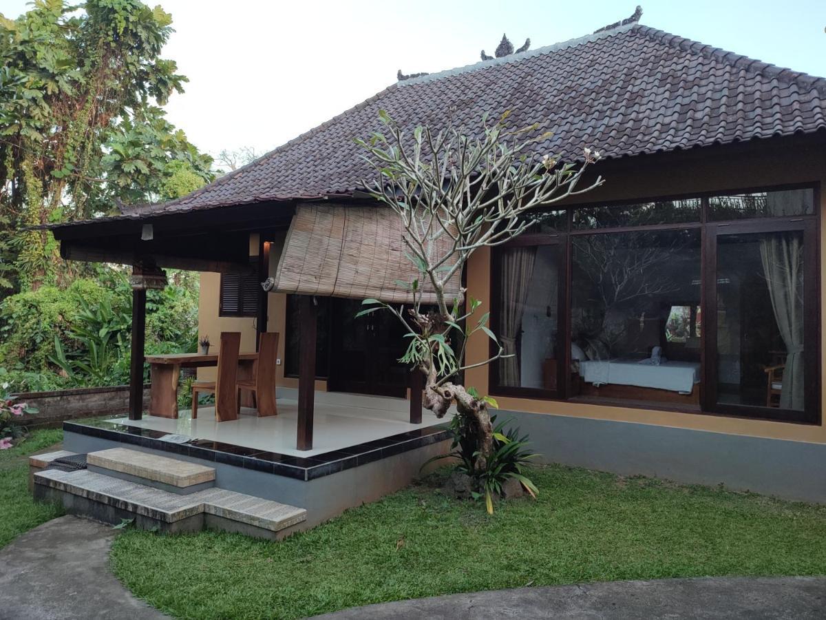 Bhuana Shanti Homestay Ubud  Exterior photo