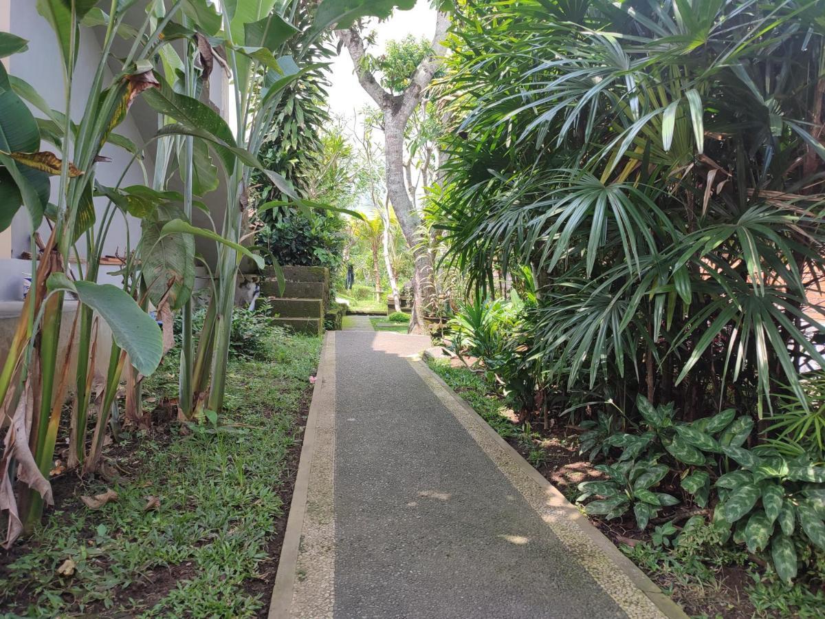 Bhuana Shanti Homestay Ubud  Exterior photo