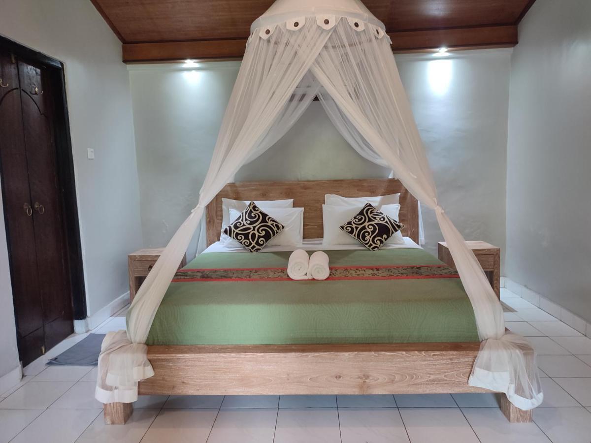 Bhuana Shanti Homestay Ubud  Exterior photo