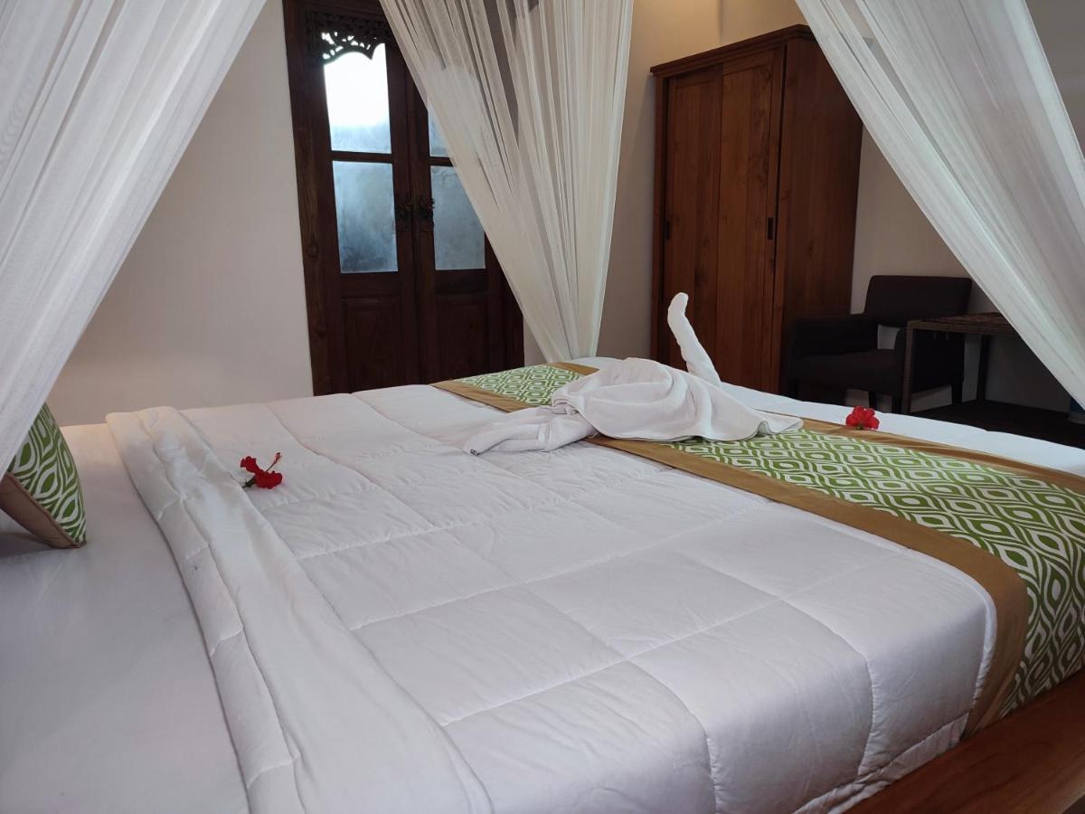 Bhuana Shanti Homestay Ubud  Exterior photo