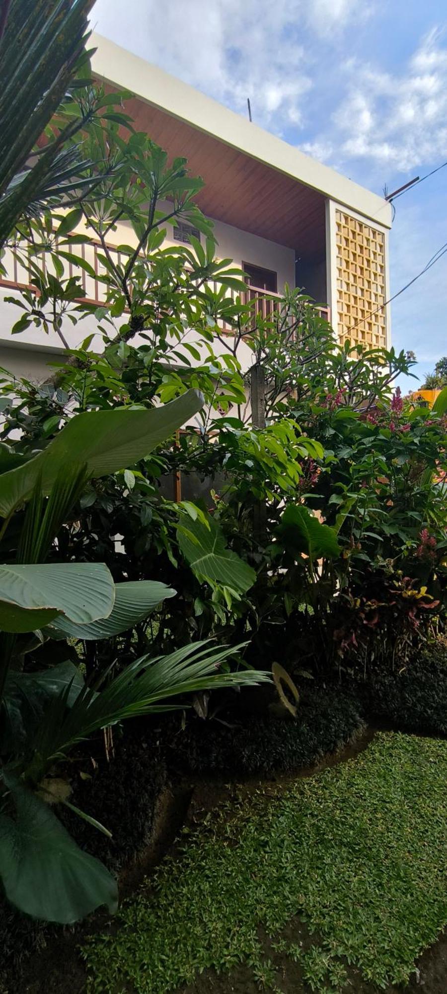 Bhuana Shanti Homestay Ubud  Exterior photo